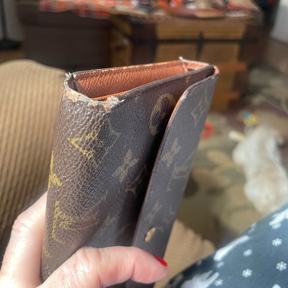 Wallet - Picture 11 of 13